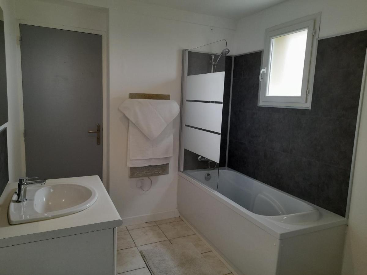 Appartements Lannion Proche Centre, Cotes De Granit Rose Bagian luar foto